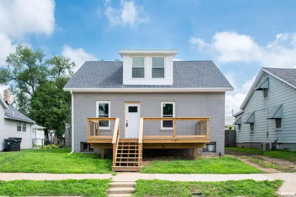 627 ANN ELIZA ST, Pekin, IL 61554