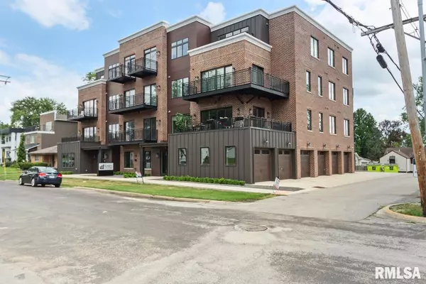 Peoria Heights, IL 61616,1310 E SAMUEL AVE #3B