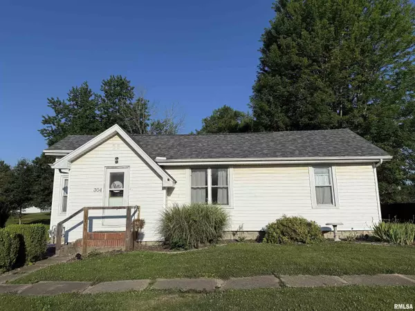 Lewistown, IL 61542,304 S MADISON ST