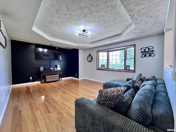 Bushnell, IL 61422,590 W Gridley ST