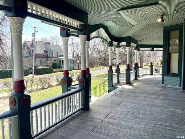 Peoria, IL 61606,429 W HIGH ST