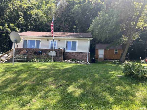 6315 E HOLLER RD, Ipava, IL 61441