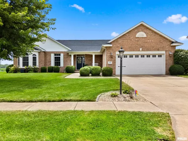 103 WINDSONG DR, Washington, IL 61571