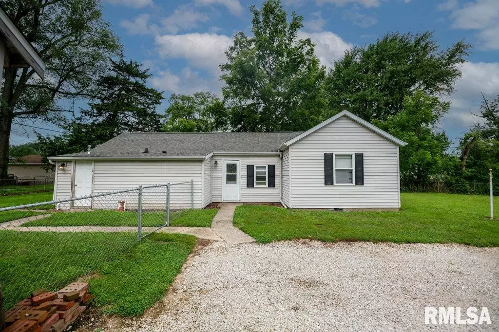 Creve Coeur, IL 61610,572 ROOSEVELT ST