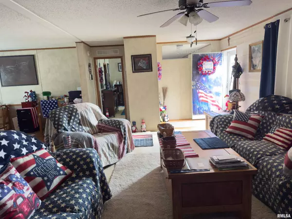 Bloomington, IL 61704,320 AVENUE F