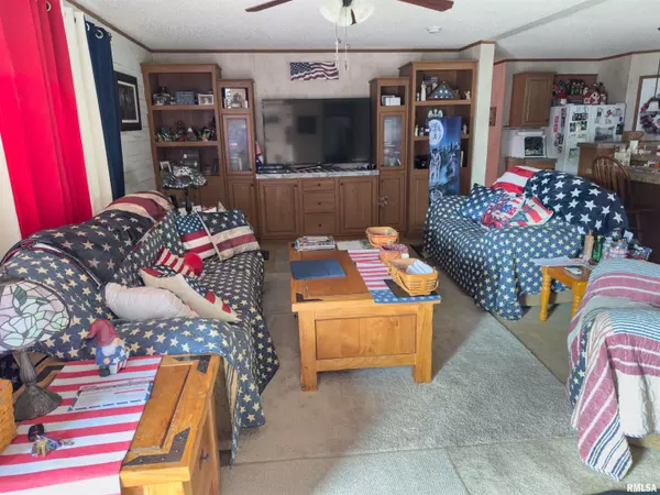 Bloomington, IL 61704,320 AVENUE F