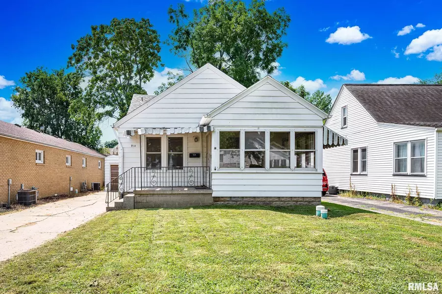 914 PRINCE ST, Pekin, IL 61554