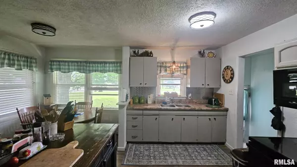 Canton, IL 61520,510 W MYRTLE ST