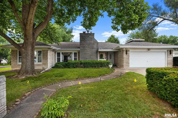 Pekin, IL 61554,901 LAWNDALE AVE