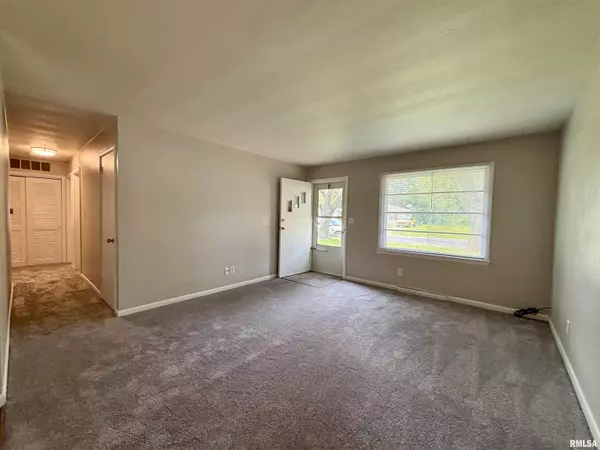 Peoria, IL 61615,2724 W SCENIC DR