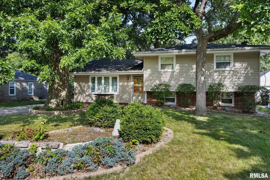 8705 N PICTURE RIDGE RD, Peoria, IL 61615