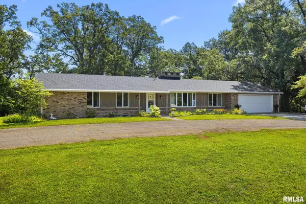 284 GRIMM RD,  Congerville,  IL 61729