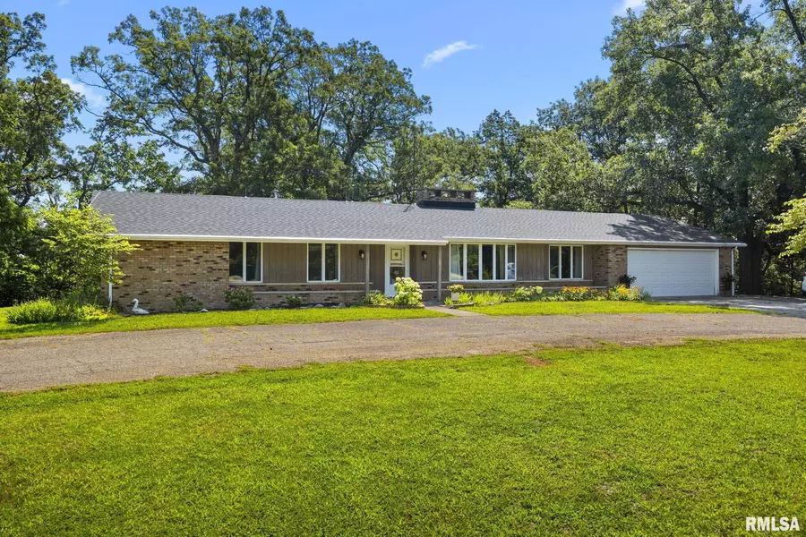 284 GRIMM RD, Congerville, IL 61729