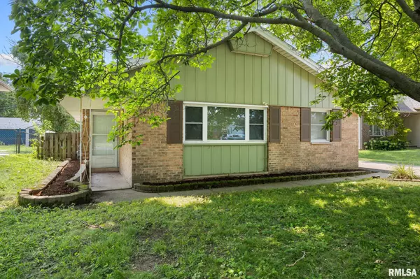 Peoria, IL 61615,620 W Mount Hawley TER