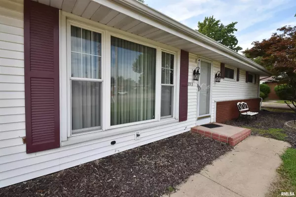 Peoria, IL 61615-0000,3913 N STERLING AVE