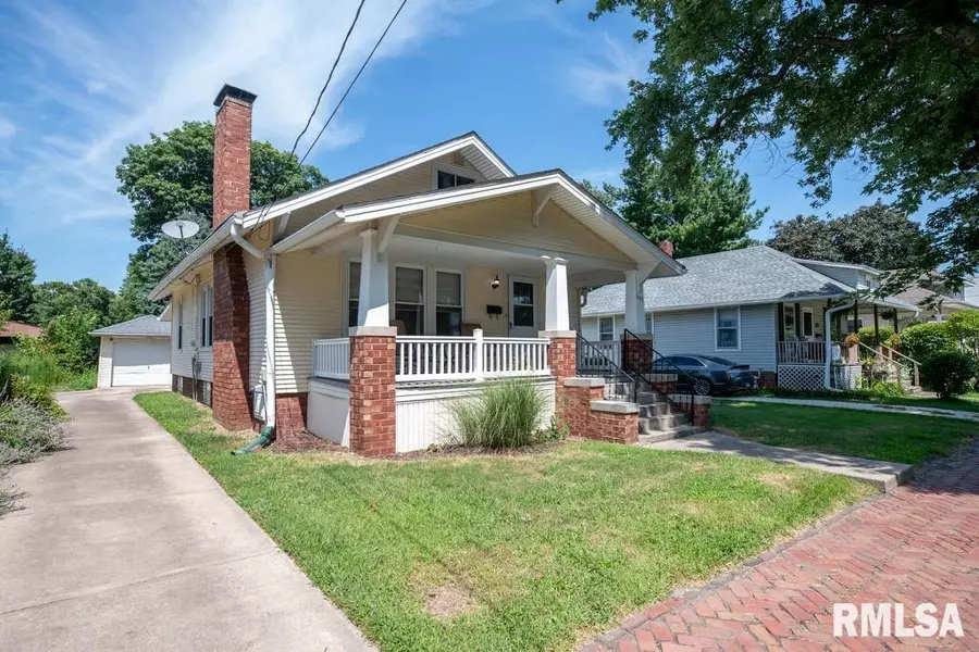 1151 W NORTH ST, Galesburg, IL 61401