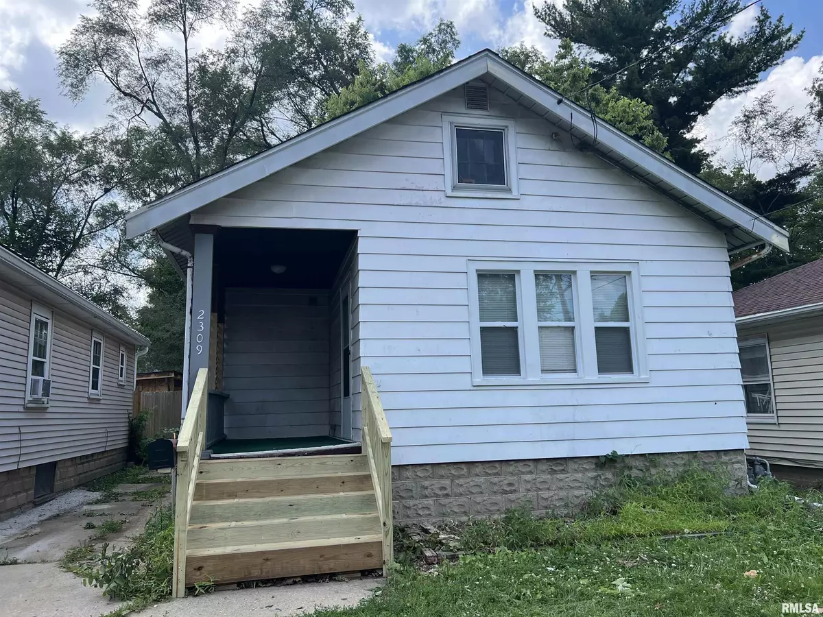 Peoria, IL 61604,2309 N FLORA AVE