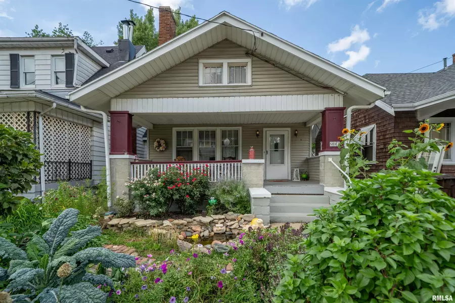 907 W COLUMBIA TER, Peoria, IL 61606