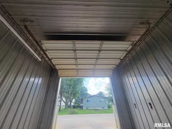 Cuba, IL 61427,654 S 7TH ST