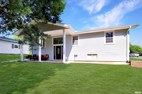 Peoria, IL 61604,612 S MAIN ST