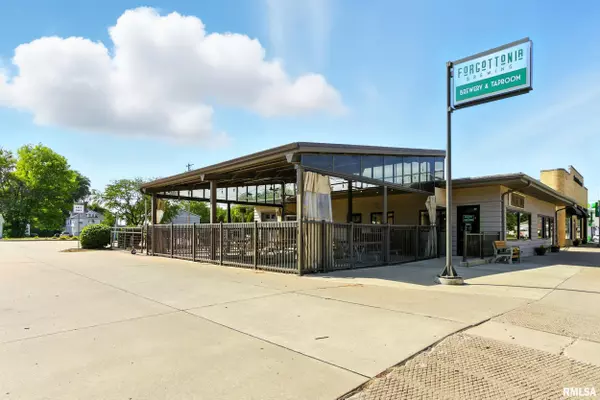 Macomb, IL 61455,324 N LAFAYETTE ST