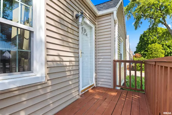 East Peoria, IL 61611,205 HOWARD ST