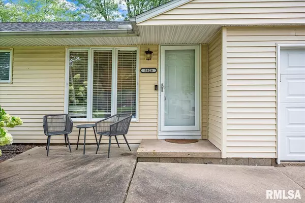 Peoria, IL 61614,5826 N MACKINAC DR