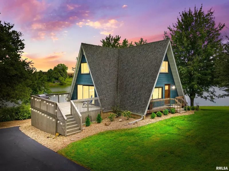 380 MCGREW DR, Avon, IL 61415