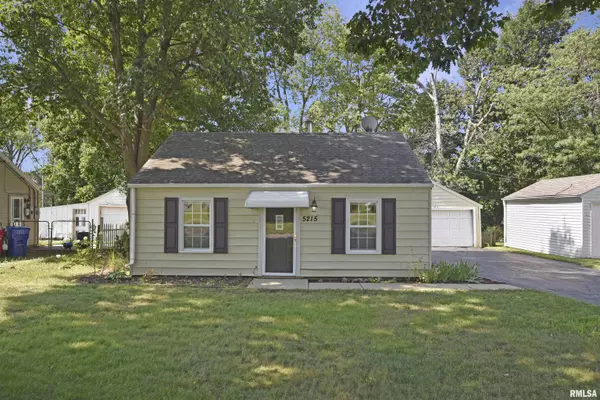 5215 N GLEN ELM DR, Peoria Heights, IL 61616
