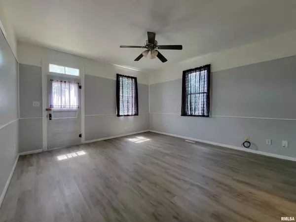 Pekin, IL 61554,309 CAROLINE ST