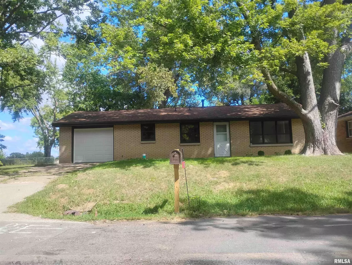 Creve Coeur, IL 61610,315 SMITH ST