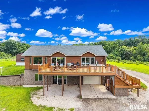 Victoria, IL 61485,1600 MANSON HEIGHTS RD