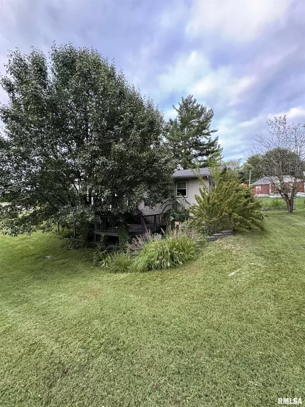 Canton, IL 61520,40 W LAKELAND PARK DR