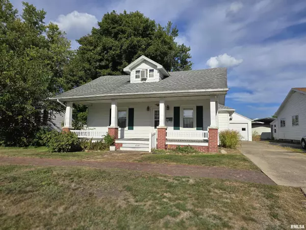Canton, IL 61520,635 S 1ST AVE