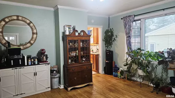 Canton, IL 61520,355 N 2ND AVE