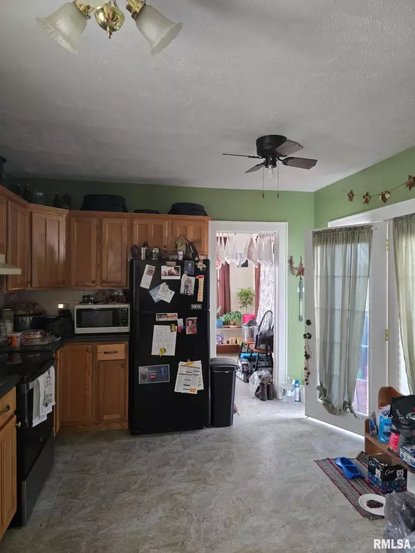 Lewistown, IL 61542,376 W EUCLID AVE