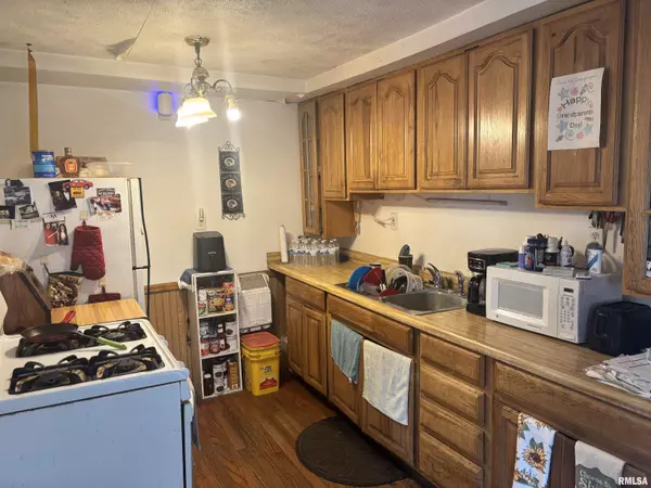 Peoria, IL 61605,2813 W MARQUETTE ST