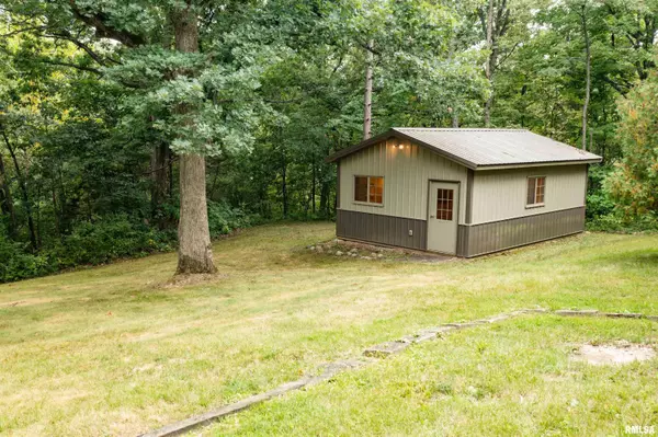 Edelstein, IL 61526,432 W SINGING WOODS RD