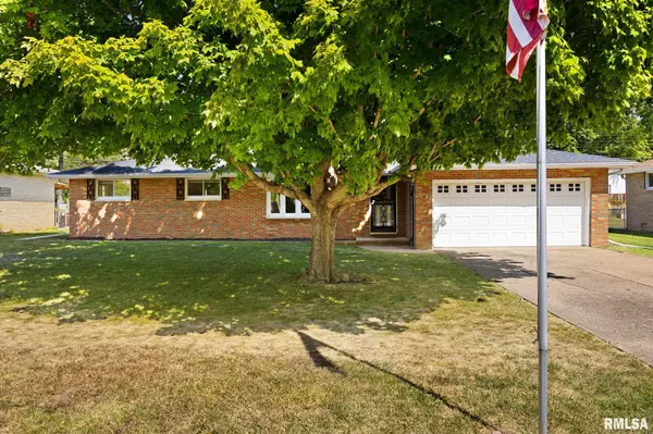 East Peoria, IL 61611,117 JULIAN AVE