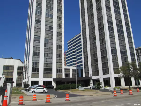 125 SW JEFFERSON AVE, Peoria, IL 61602