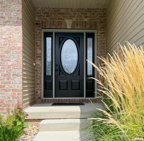 Peoria, IL 61615,7615 N Walnut Bend DR