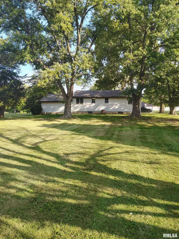 Farmington, IL 61520-1486,308 E Prairie ST