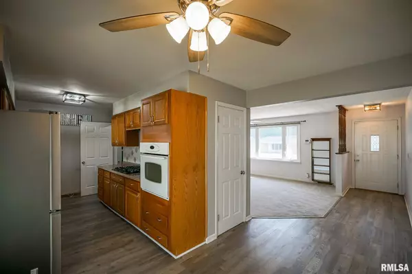 Peoria, IL 61604,2021 W NEWMAN Pkwy