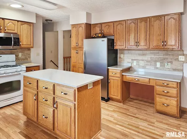 Peoria, IL 61607,5318 W TUSCARORA RD