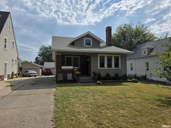 3118 N SHERIDAN RD,  Peoria,  IL 61604