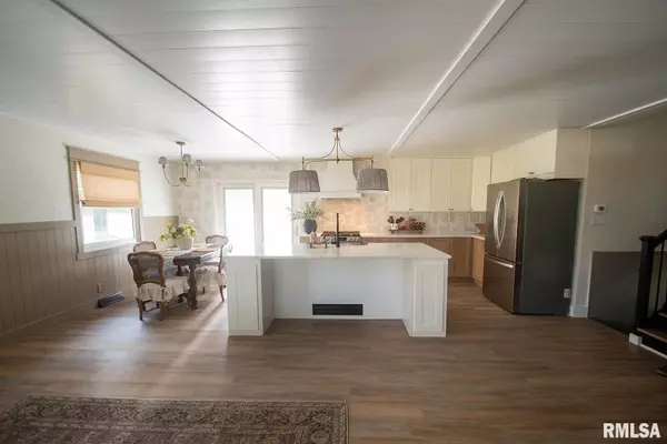 Hanna City, IL 61536,8704 W FARMINGTON RD