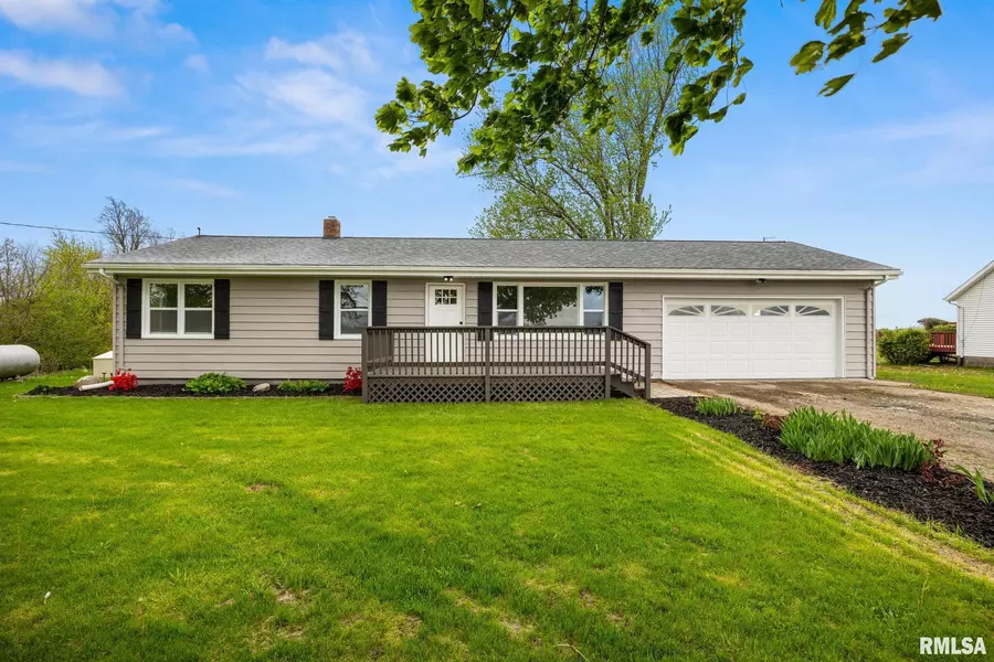 8210 W PARKS SCHOOL RD, Princeville, IL 61559