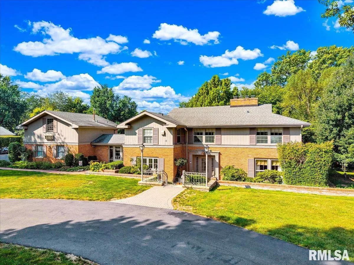 Canton, IL 61520,62 REDWOOD CIR