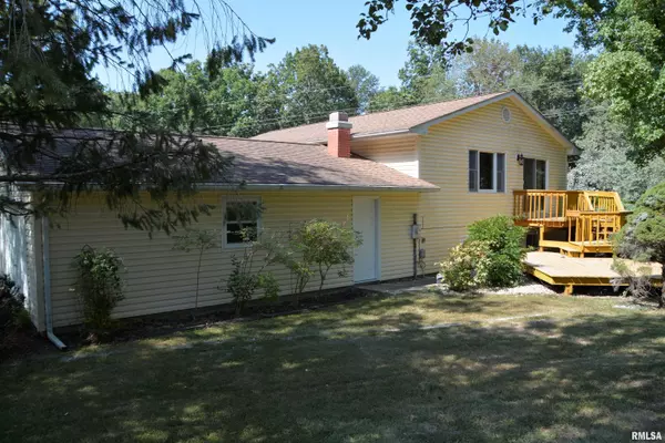 Macomb, IL 61455,13 WOODLAND LN
