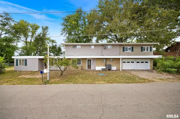 1281 SUNSET DR, East Peoria, IL 61611
